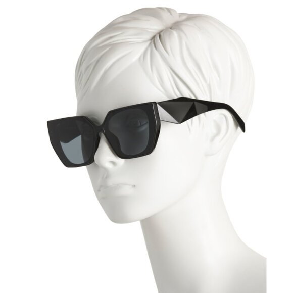 GOLDEN HOUR Black Square Sunglass - Picture 2 of 2